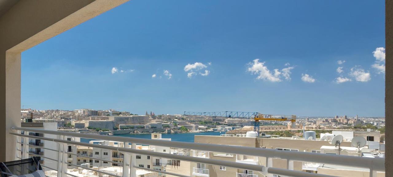 Luxury Apartment Inc Pool & Views スリーマ エクステリア 写真
