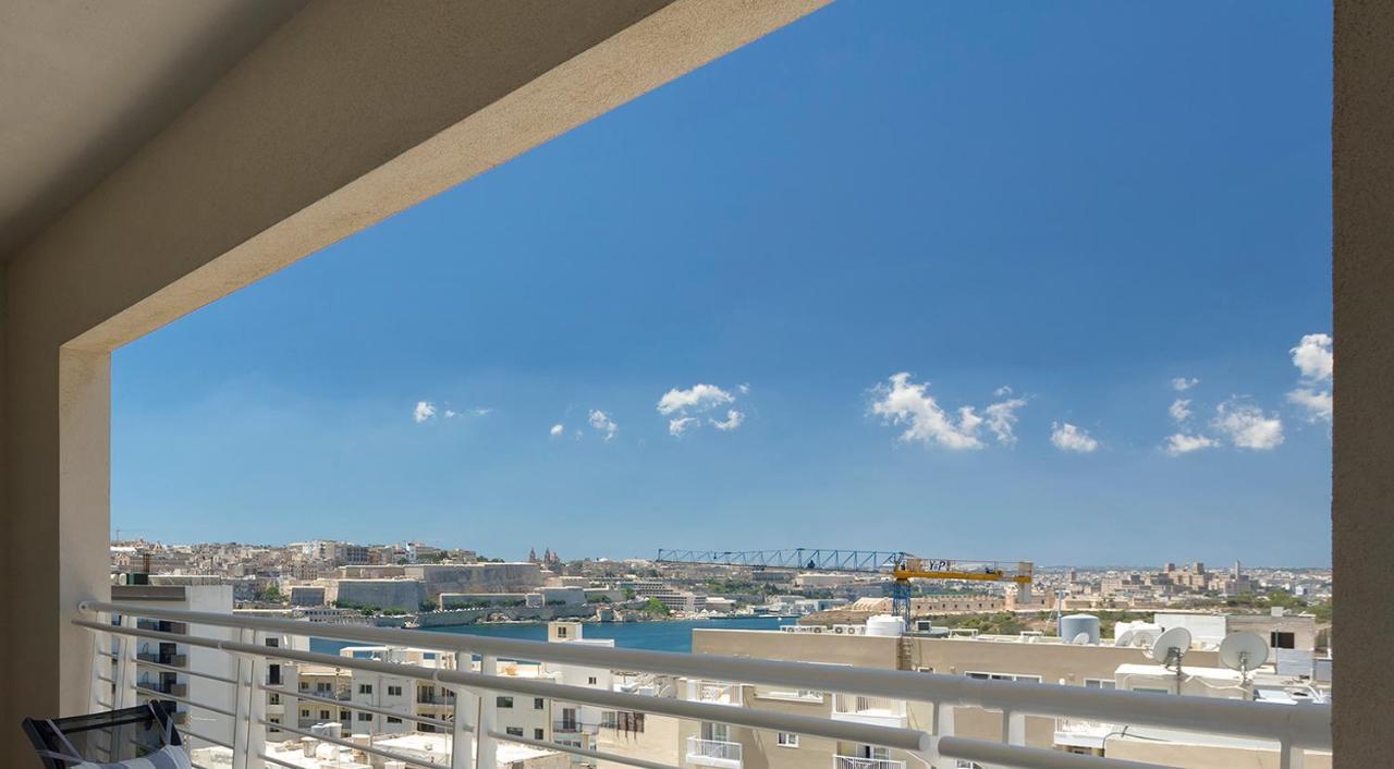 Luxury Apartment Inc Pool & Views スリーマ エクステリア 写真